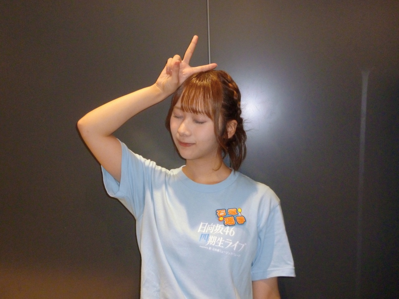 石塚瑶季「今はライブ終わりの深夜です。数時間前までの見ていた景色からは打って変わ
