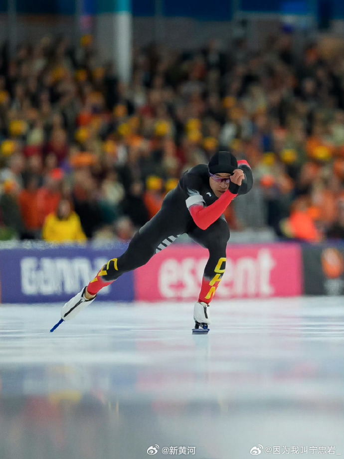 【#宁忠岩世锦赛铜牌发文#】#宁忠岩说永远为金牌而战#  7日，速度滑冰运动员 