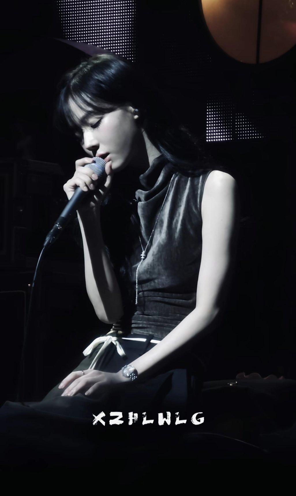 金唱片直播 【金玟庭】终于忘记你的时候你出现在我的梦里 