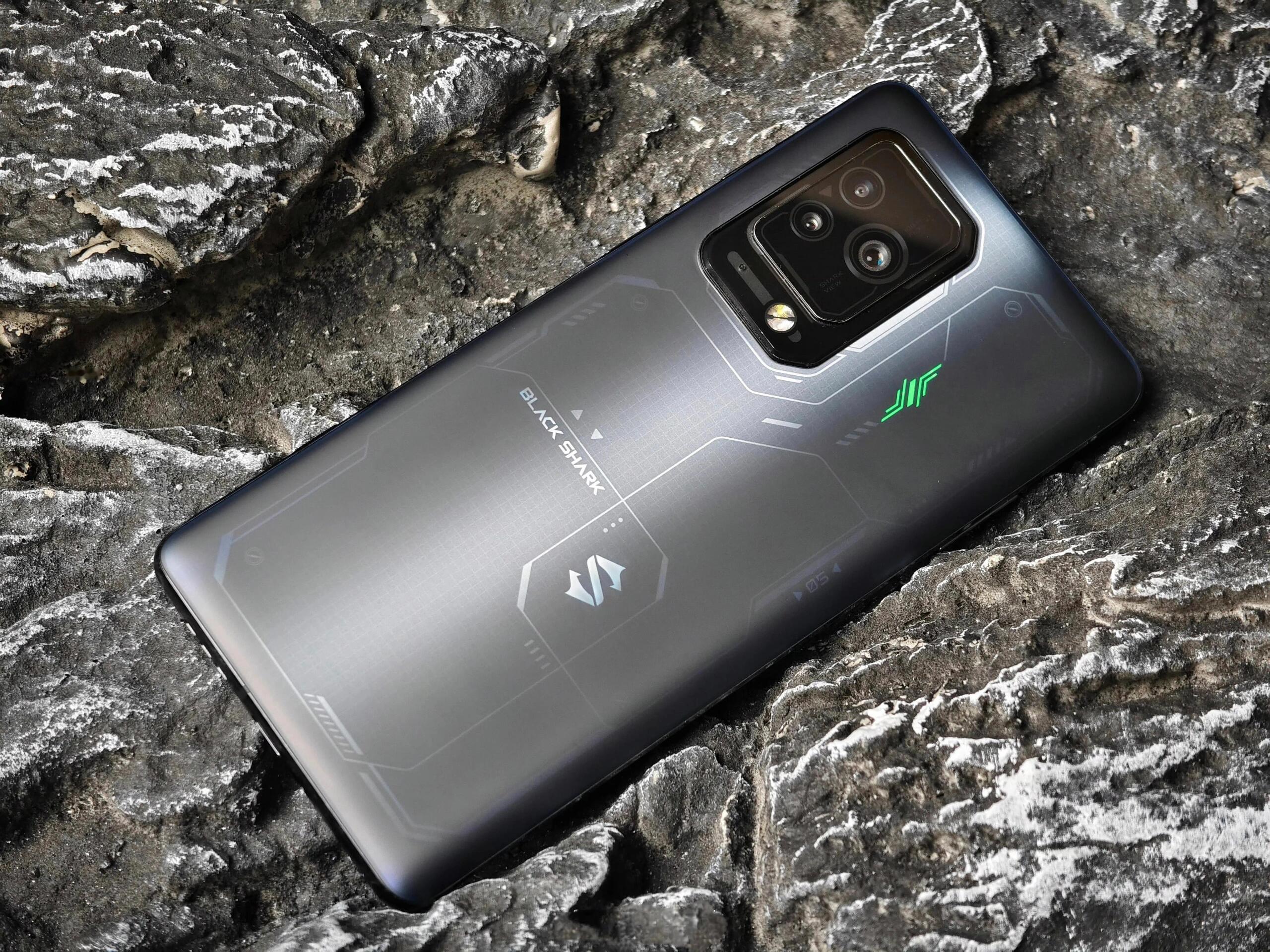 哪家厂商接近机圈斩杀线 如果品牌掉到这个地步，关键转折点大多是踩了战略或技术的坑