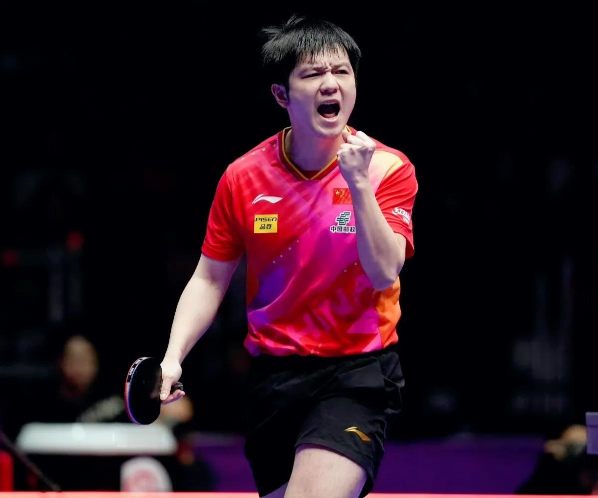 #釜山世乒赛团体赛# 
孙颖莎获得女子MVP。
樊振东获得男子MVP。
恭喜两位