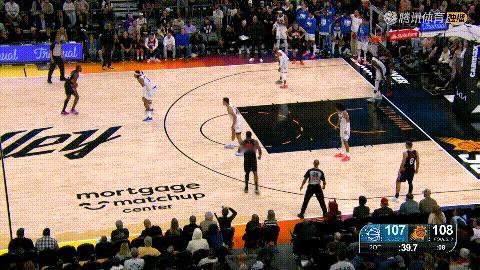 太阳球星杰伦-格林真是让人惊呆了！在今天太阳主场迎战魔术的比赛中，当时比赛进行到