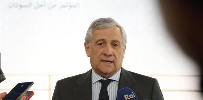 又一西方政要访华，提出“特别诉求”。
外媒报道，意大利外交部长塔亚尼今天（4月1