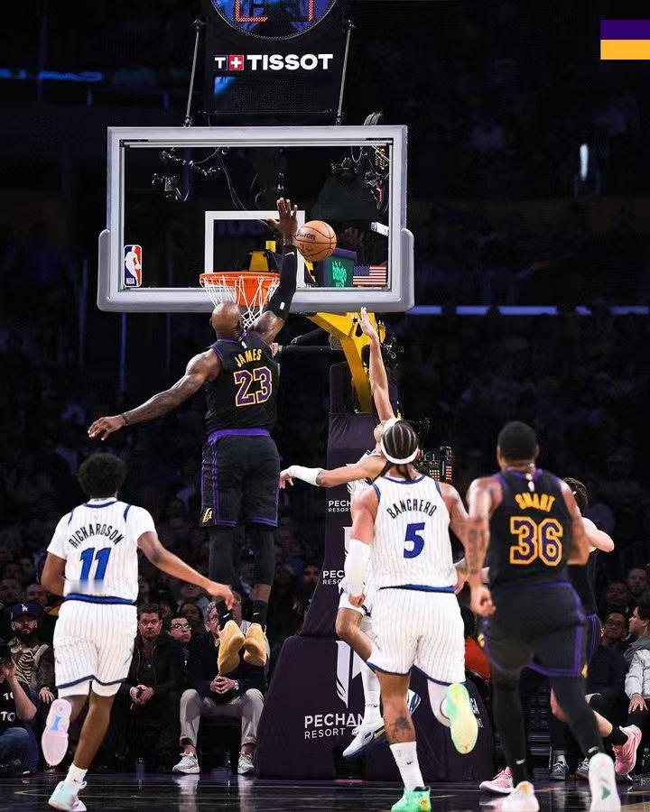 湖人魔术一番战-复盘今天再次祭出那句老话：Ball Don’t Lie.在魔术没