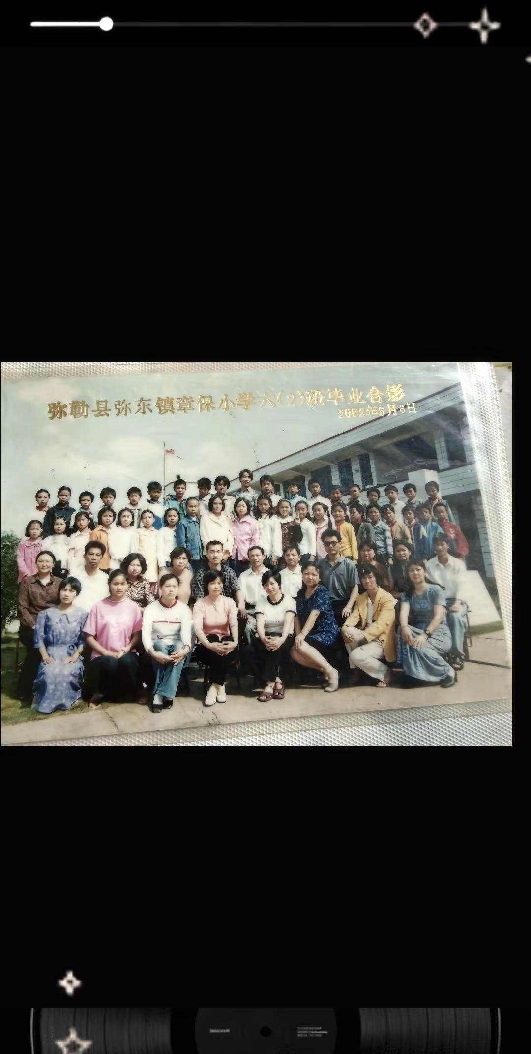 老照片里的校园回忆 致我们再也回不去的学生时代