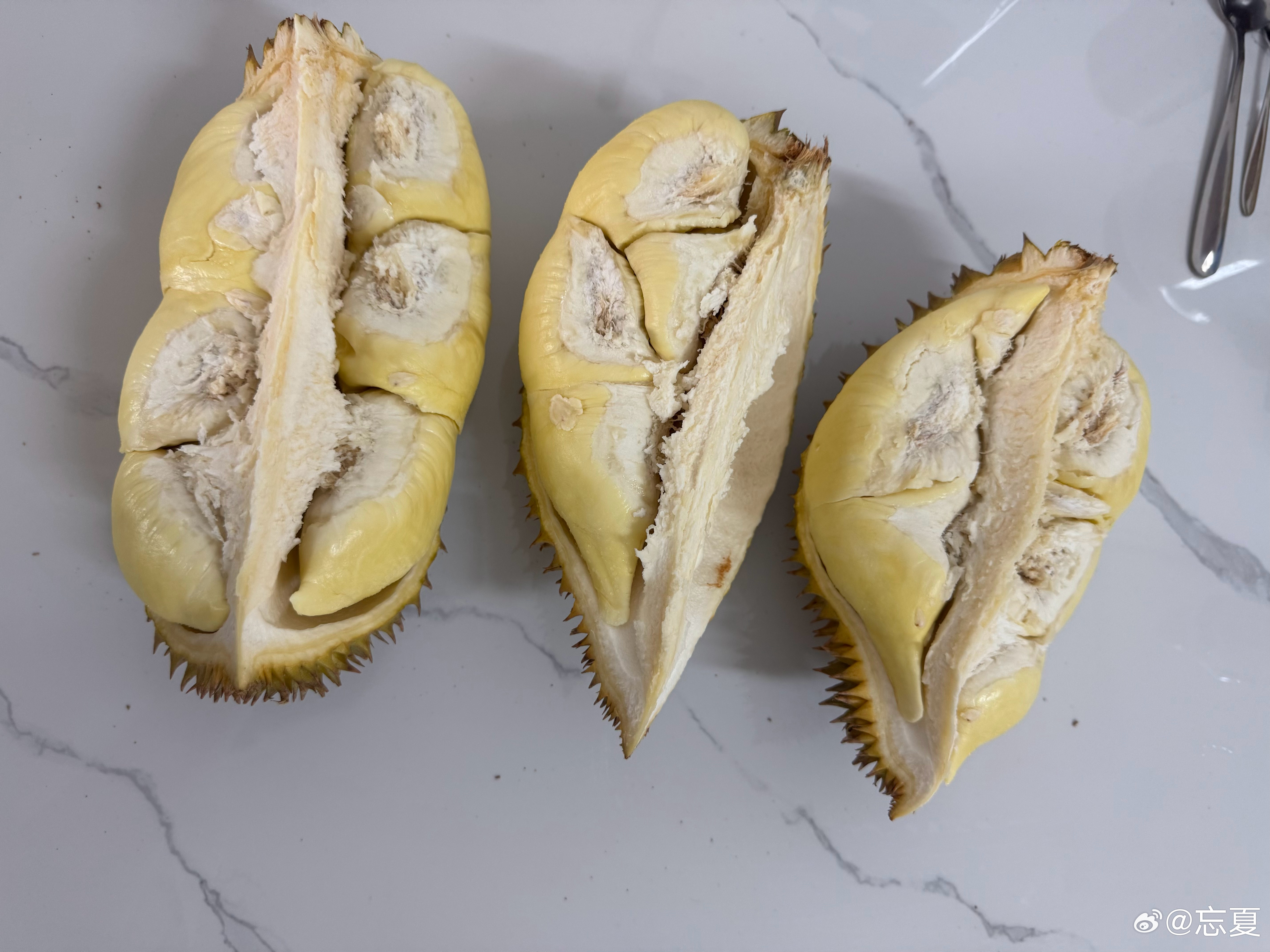这周开的俩P1 小象超市77r 3.7斤 味道还行但个别生了点开早了P23 盒马