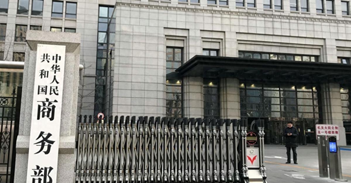 “笑不活了”！日本富士精工这回是真踢到铁板上了，就在4月14日，这家日本军工界的