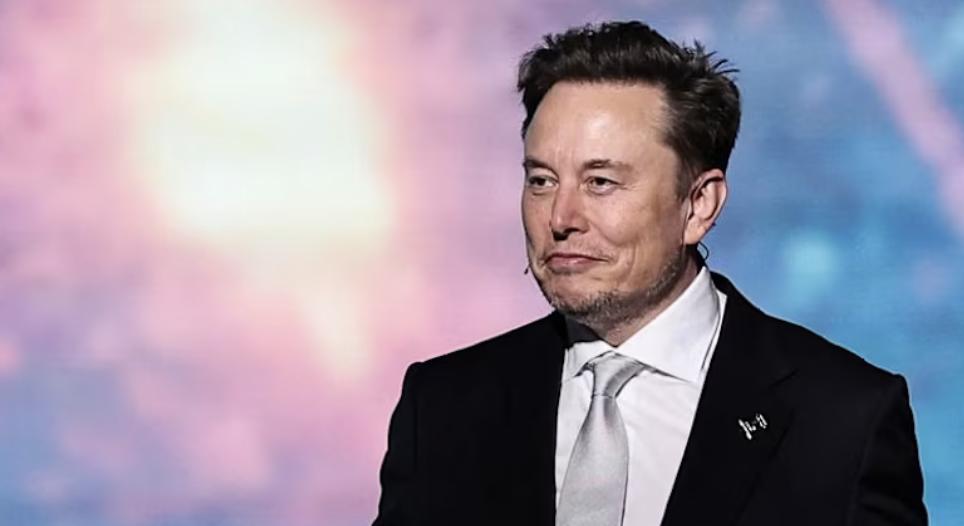 特斯拉超级AI芯片制造项目将于七天后启动
马斯克透露，用于生产人工智能芯片的Te