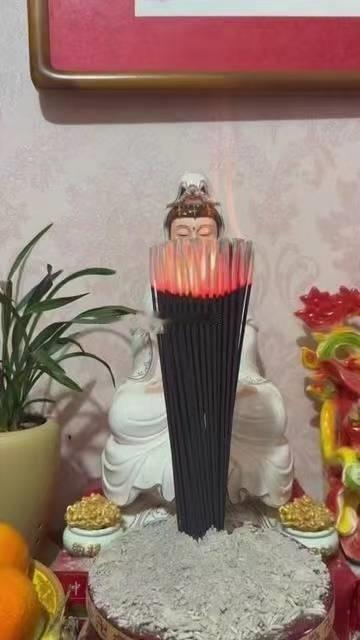 忏悔，是转运的开始；知错能改，善莫大焉。愿我忏悔往昔一切身、口、意所造诸业，放下