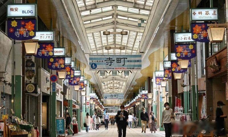 日本政客高市喊话外资，狂言惹众怒，中方：先认错再谈

最近日本政坛出了件挺尴尬的