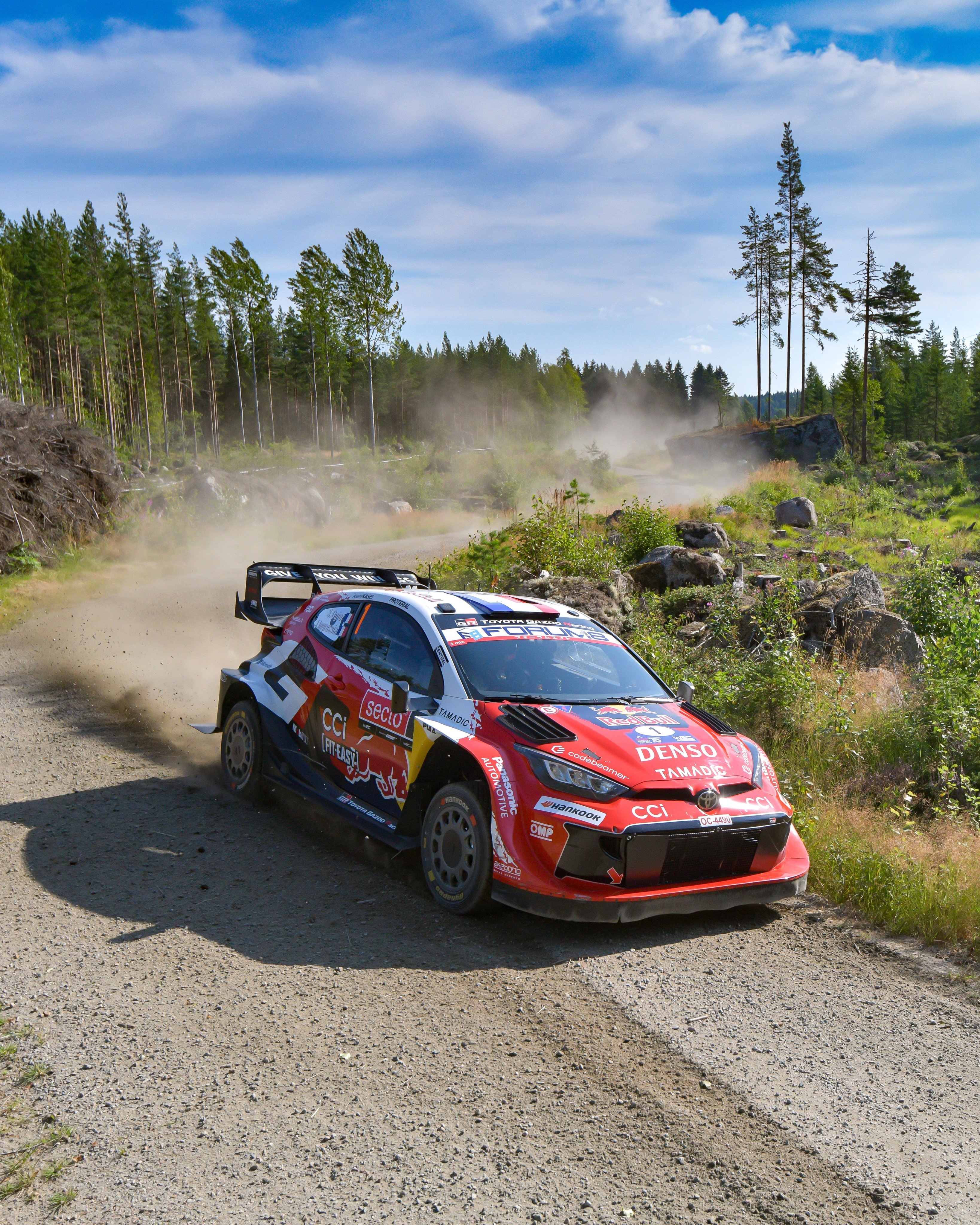 WRC 奥吉尔更新社媒报平安：“芬兰拉力赛开局不错，但显然未能如愿，我们的冠军希