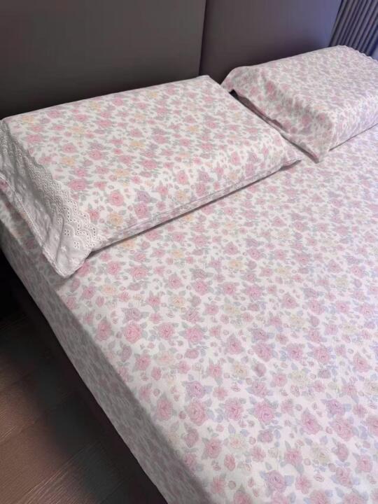 粉乎乎软糯糯，小碎花床笠太好看啦！🥰