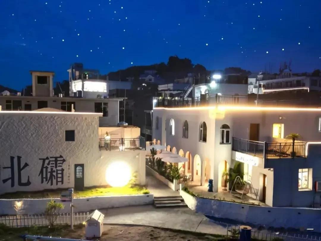 原来，我错过了如此之多你需要我的时刻。
或许是太过忙碌了，在诸多时分，都未曾留意
