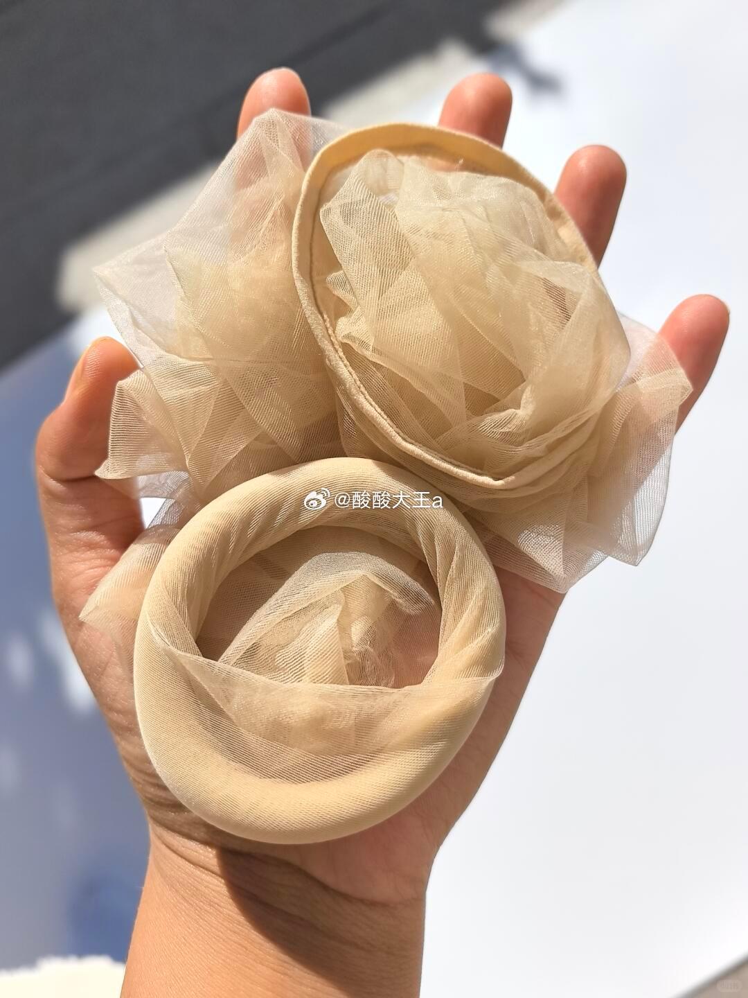 阳光下的甜甜圈🍩超薄秋裤真奇妙