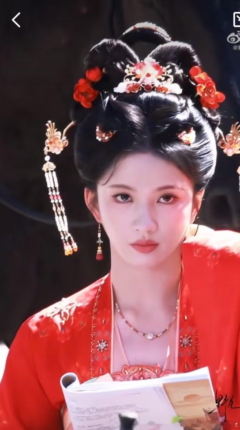 都是一些巨大的视频美颜了，底子的差别还是看得出来的 