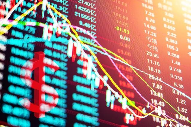 何为股市稳定向好的态势？十年前，股市以3000点为中轴，上下浮动七八百点，这般情