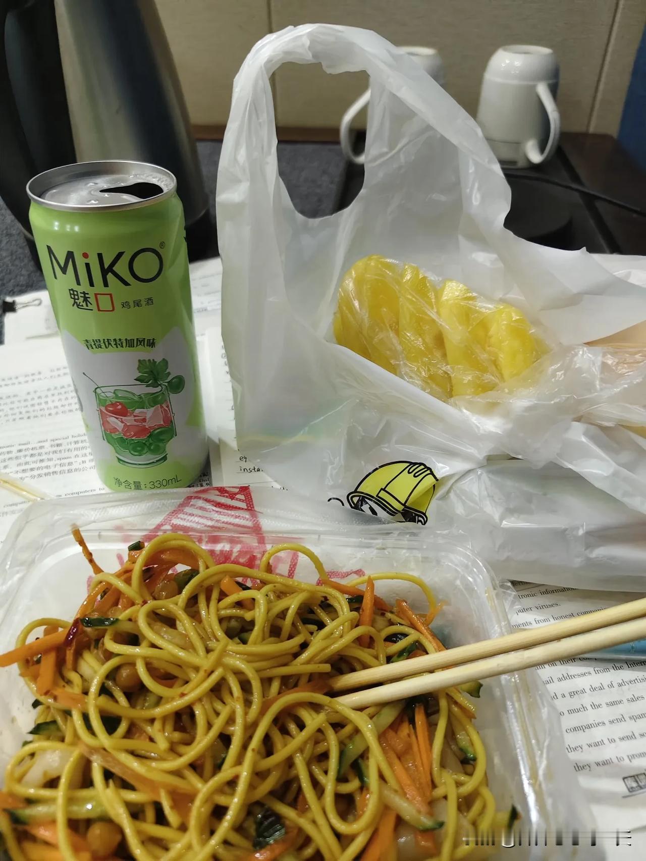 听我一句劝，人活着不管多大年龄，在经济条件允许的情况下，经常花点钱取悦自己！
