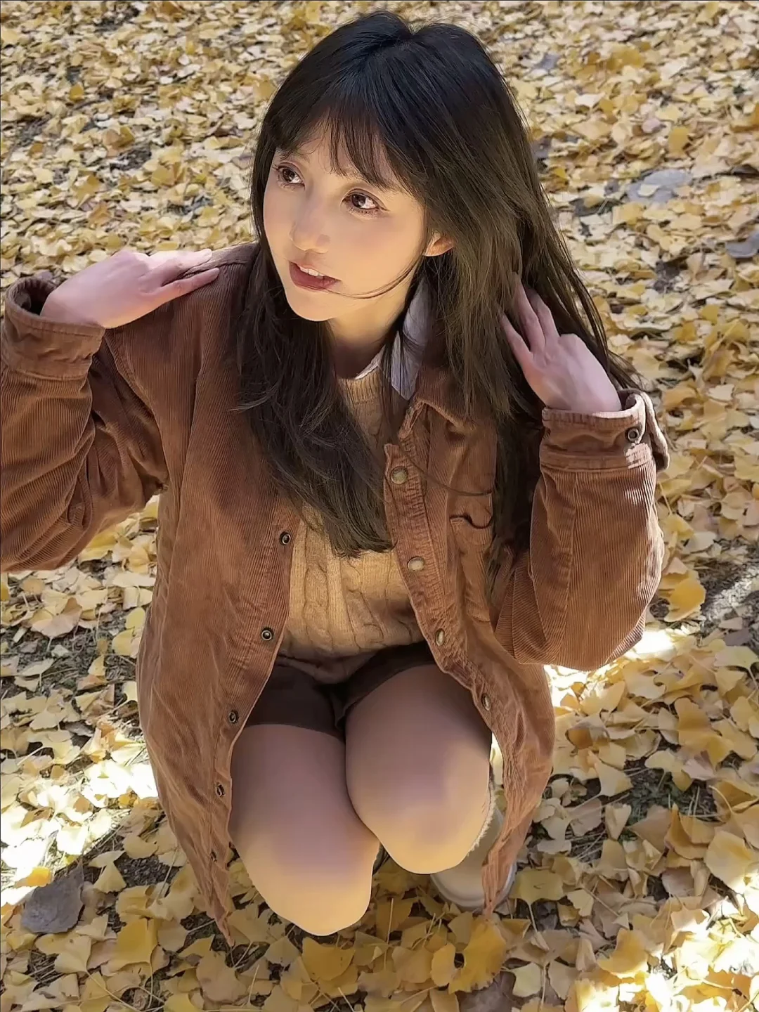 走啊 带你去看校园的银杏红枫