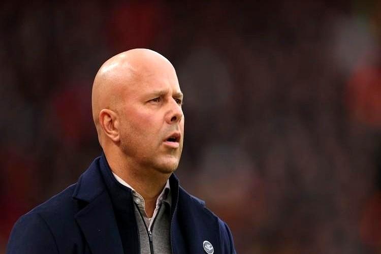 利物浦最近可太拉胯了！

周日要打西汉姆，输了的话斯洛特估计直接下课——管理层已