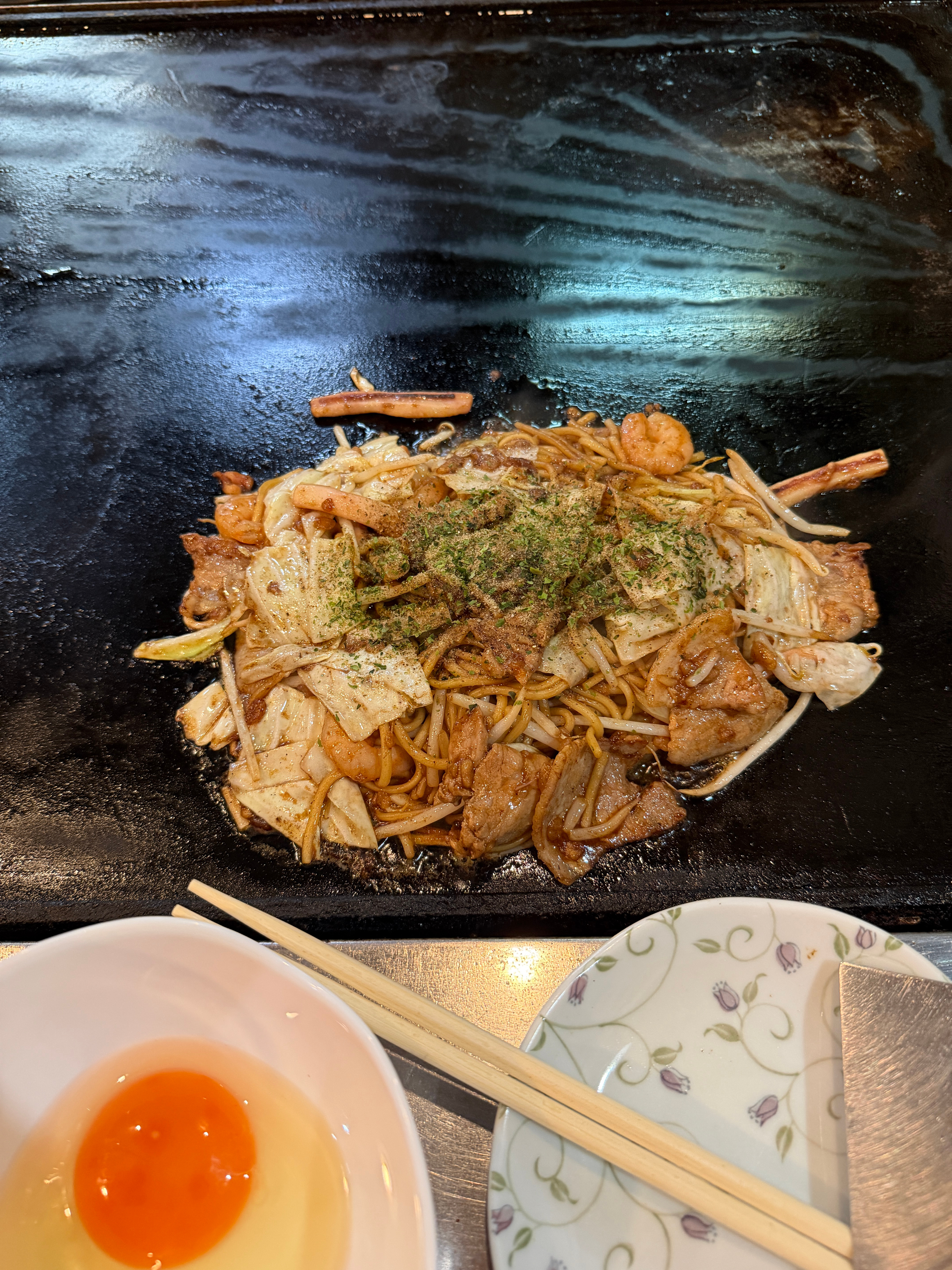 已经挂在店内最显眼的地方喽！ ​​​