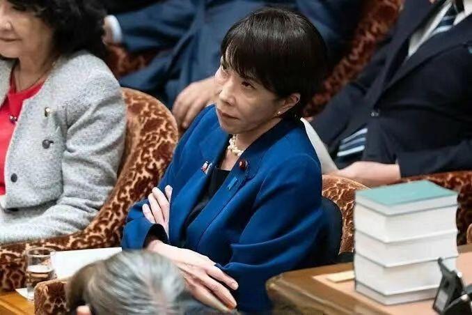 🔥🇯🇵
日本自民黨內因反減稅形成對抗高市勢力？
針對日本首相高市早苗
敲定
