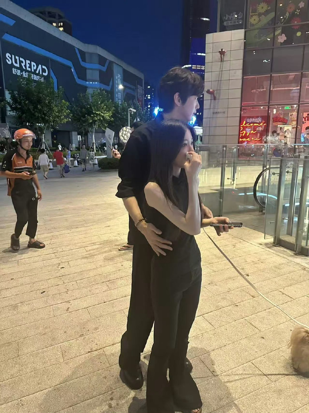 路人视角的柳周cp路人视角的柳周cp，体型差好萌！ 