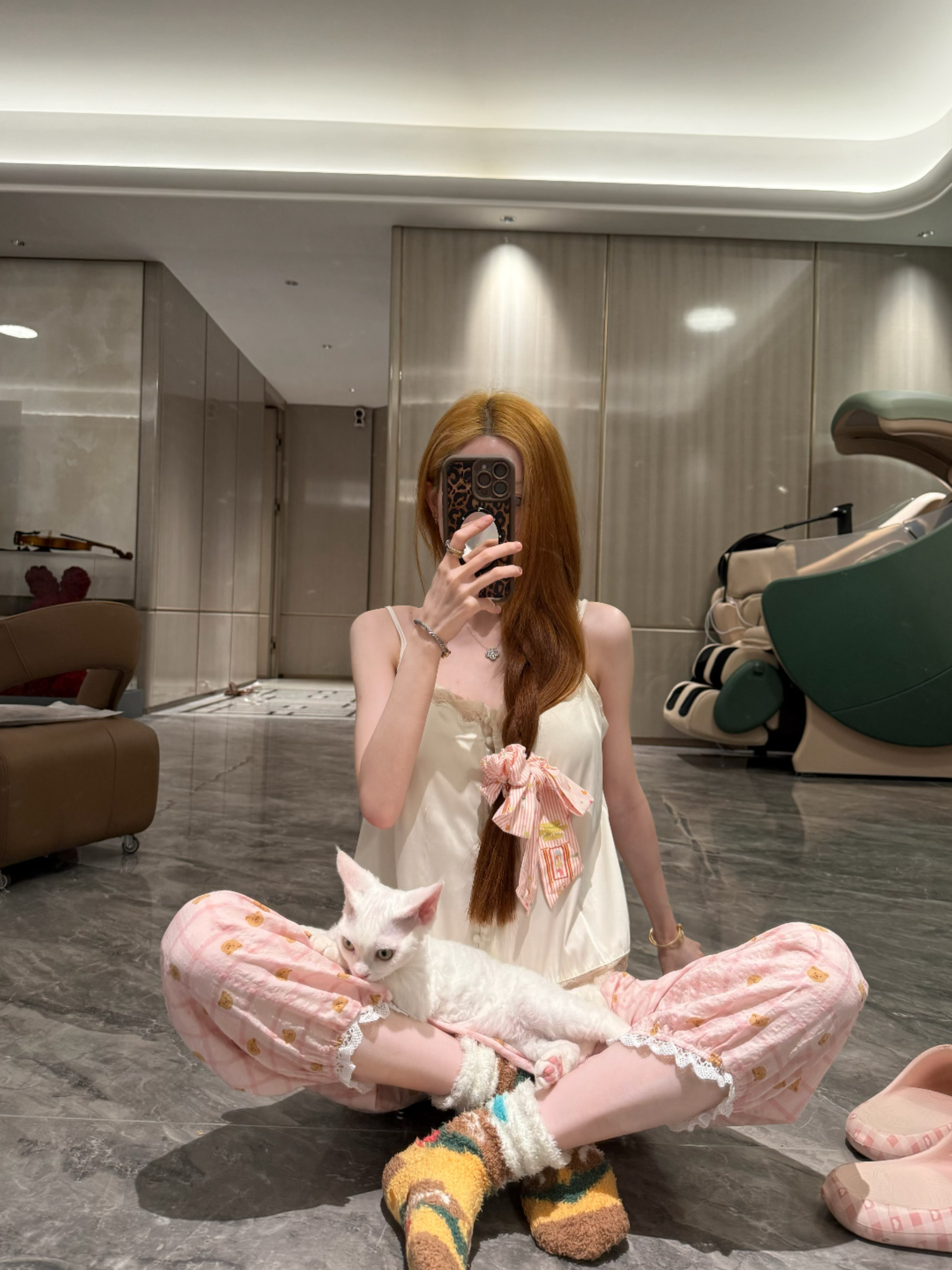 小小日记在家发狠的一天！！已经两天没出门了 