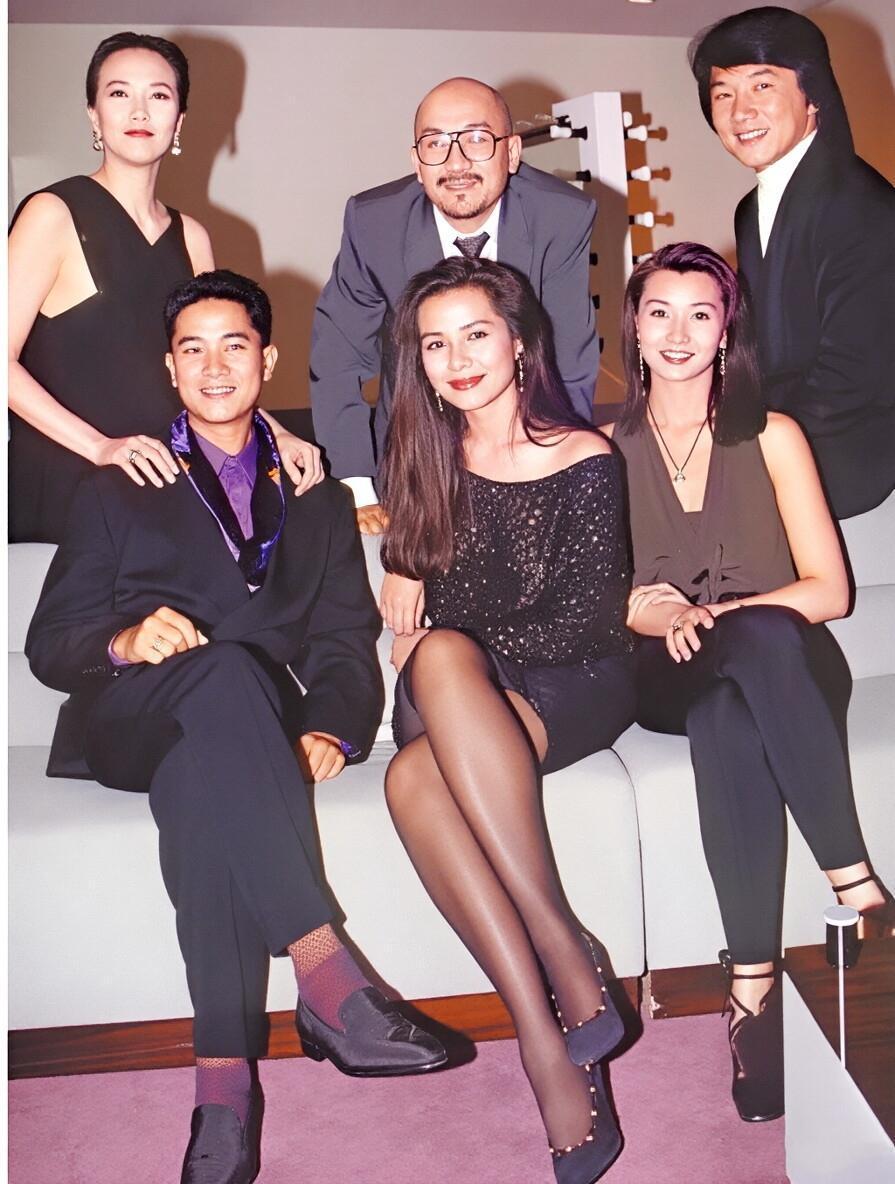 一张6星同框旧照：我只认出了前排发如绸缎、仙姿卓然的钟楚红，细眉飞扬、清眸流盼的