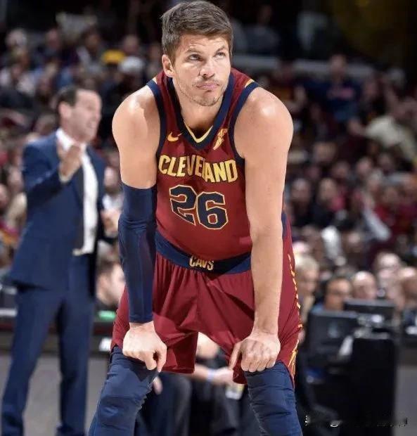 他被球迷戏称为NBA周杰伦，他的三分球比库里还准，曾投出NBA历史三分命中率最高