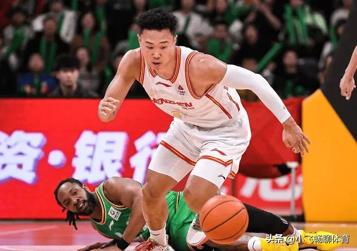 杨鸣指导当解说比当主教练精彩！CBA全明星，杨鸣指导在线经典语录！
      