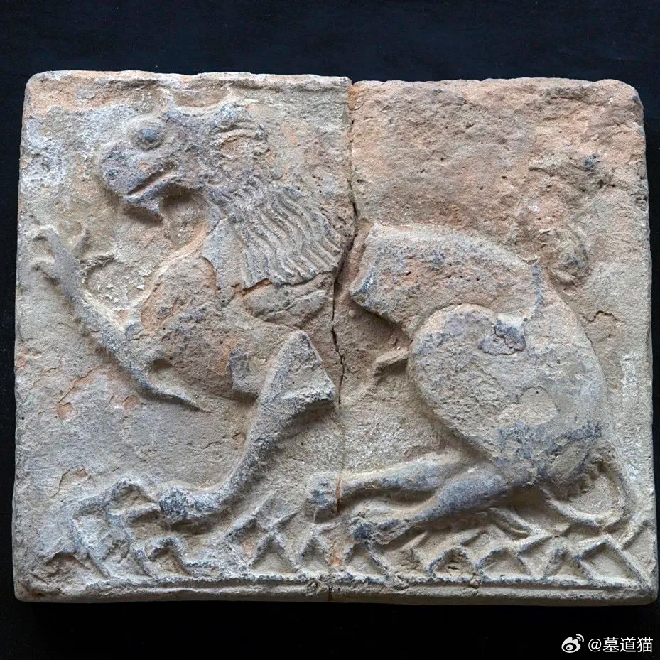 蹲狮砖，隋代，莫高窟第467窟 ​​​
