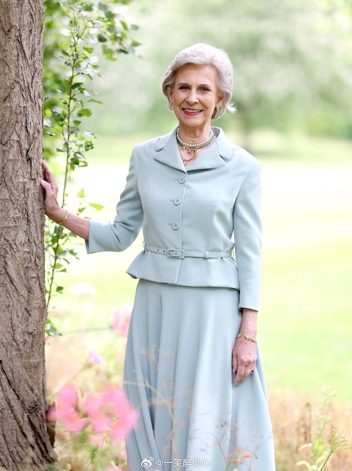 英国王室  为庆祝格洛斯特公爵夫人比尔吉特的8️⃣0️⃣岁生日，昨天白金汉宫公开
