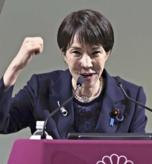 万万没想到，日本的报应这么快就来了！根据日媒透露，高市内阁支持率下滑了5个百分点