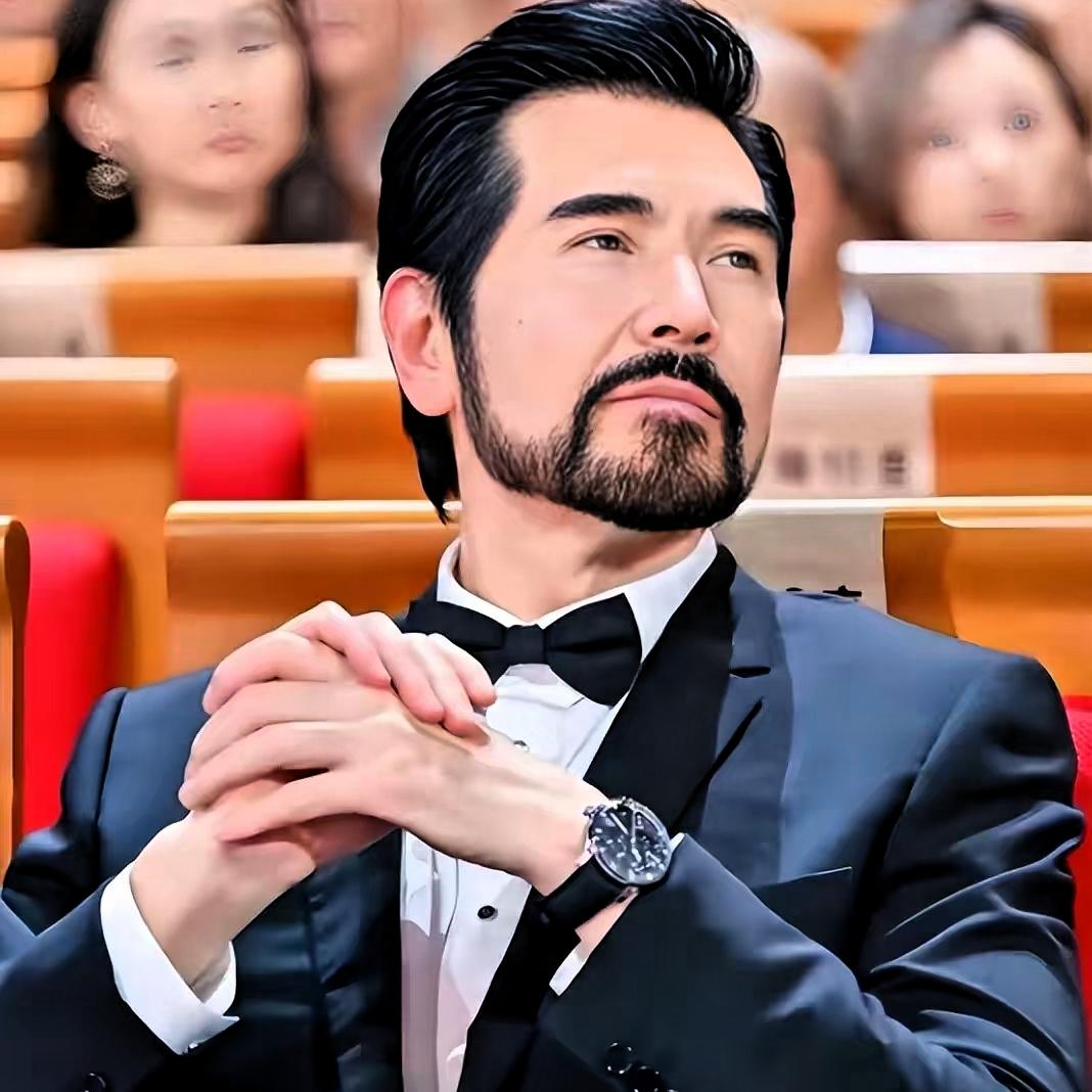 第一批丁克夫妻离世，
遗产留给了邻居？
费翔这话真没唬人！
 
       刚