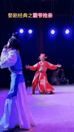 这不像演的啊