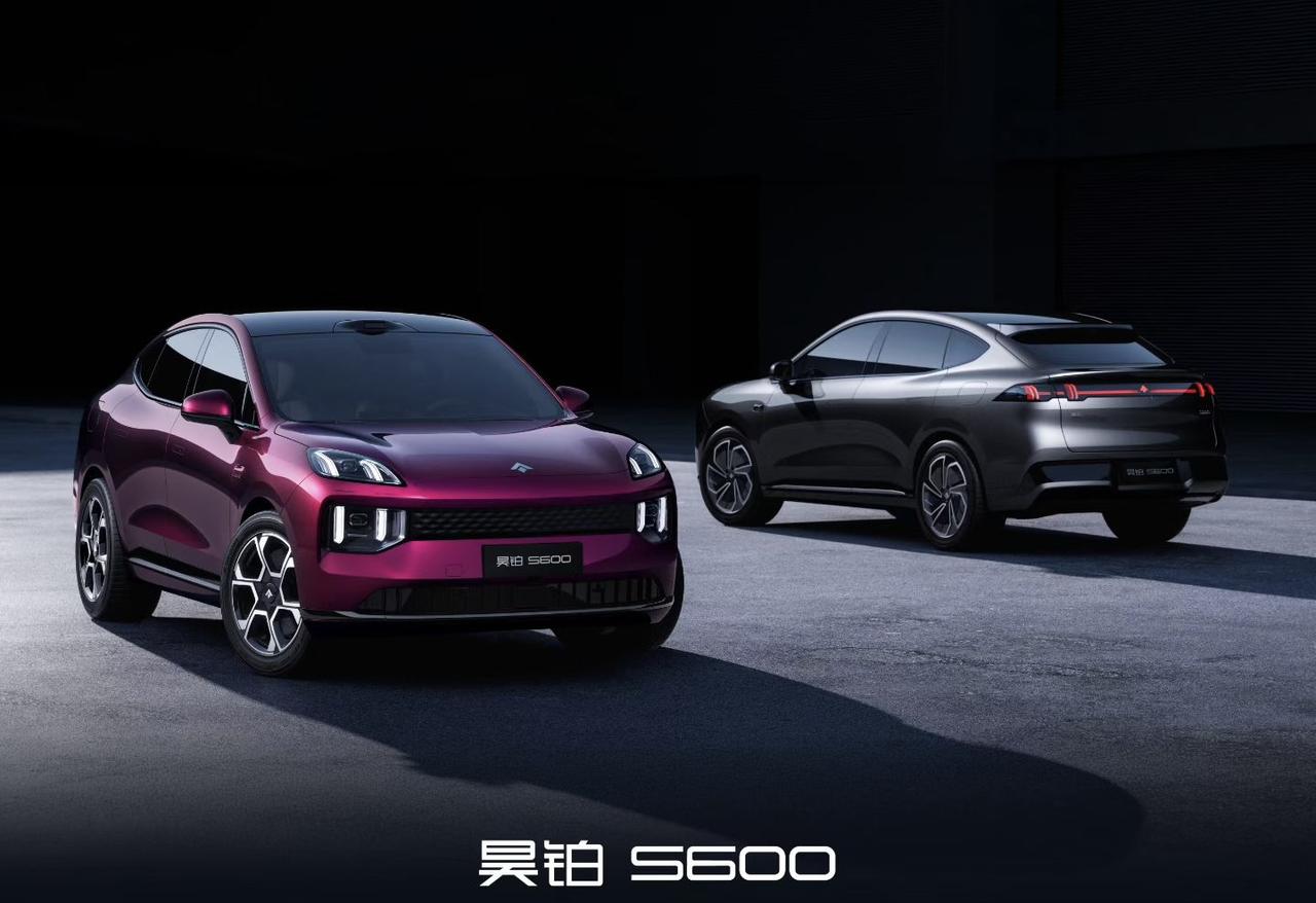 这车设计比之前那些好看多了（起码图是），希望真车也是这样[呲牙]【来自懂车帝车友