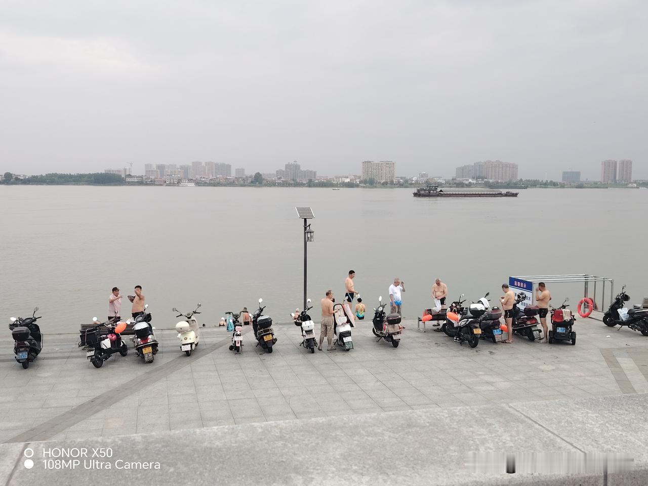 国际石油局势对普通人生活有什么影响对普通人影响很大