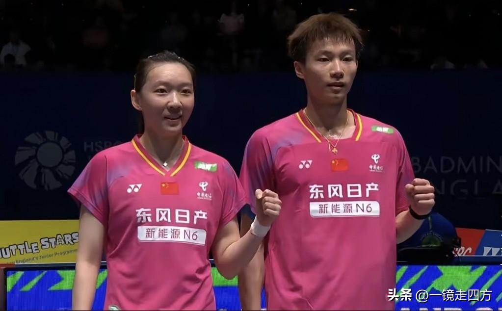 在刚刚结束的一场全英羽毛球公开赛混双1/8决赛，中国队的蒋振邦/魏雅欣以21-1