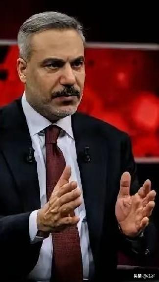 仗打到第五天，又一个国家被拖下水了——这回是土耳其。
3月4号，土耳其国防部发了