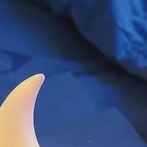 晚安心语 🌙月亮守护你的梦，⭐星星点缀你的夜，晚安，愿你拥有甜蜜的梦。 