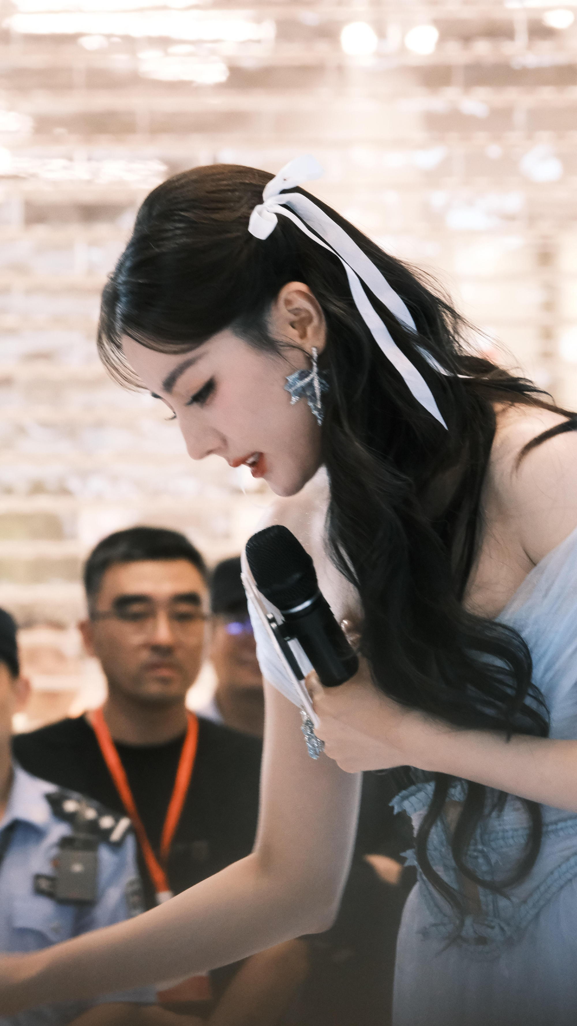 迪丽热巴给迪丽热巴的七夕星河情书  「爱丽丝的星河」营业中 江南春不如你，横水秋