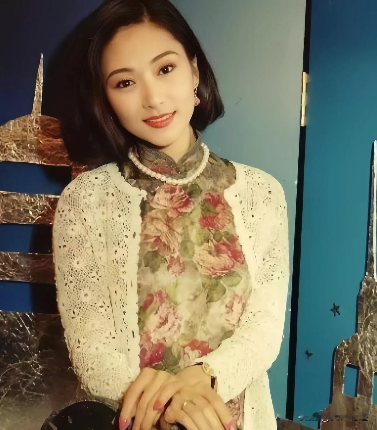 张玉嬿，台湾最美的苦情女主，刘雪华排第二，她排第一。
一双美目，含烟带水，自带破