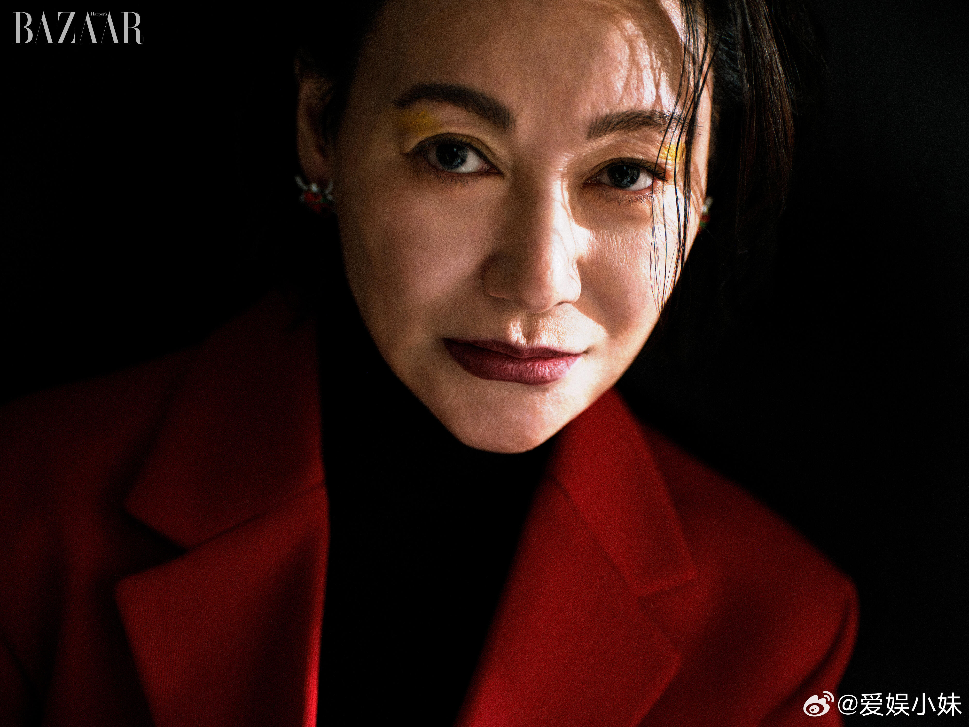 “打女”标签与影后桂冠皆是惠英红的过往锚点，如今60岁的她挣脱角色枷锁，奔赴无需