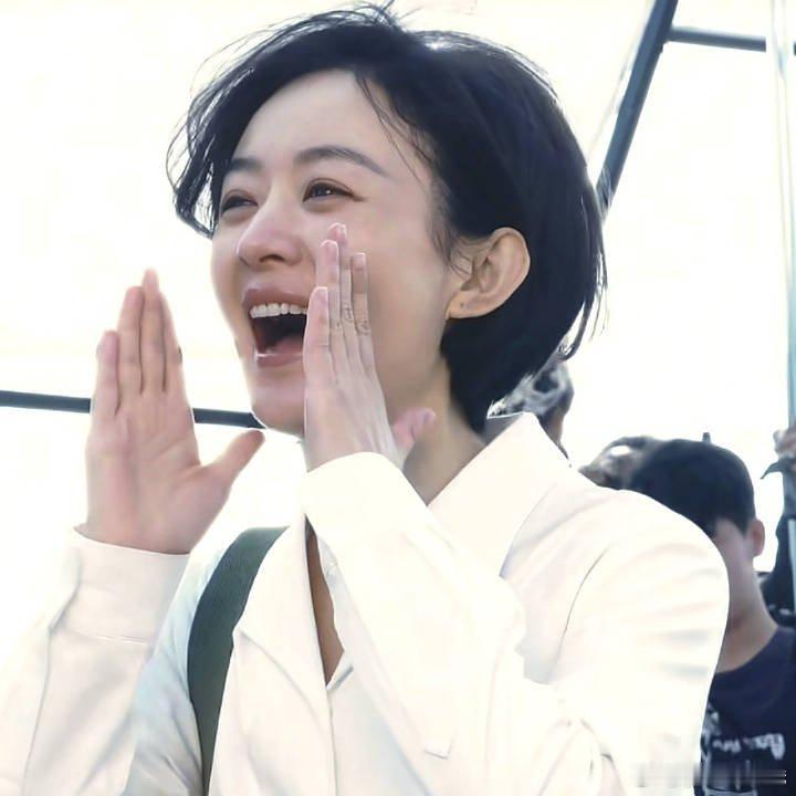 赵丽颖 黄晓明《小城大事》过审下证 2026开年大剧要来了 