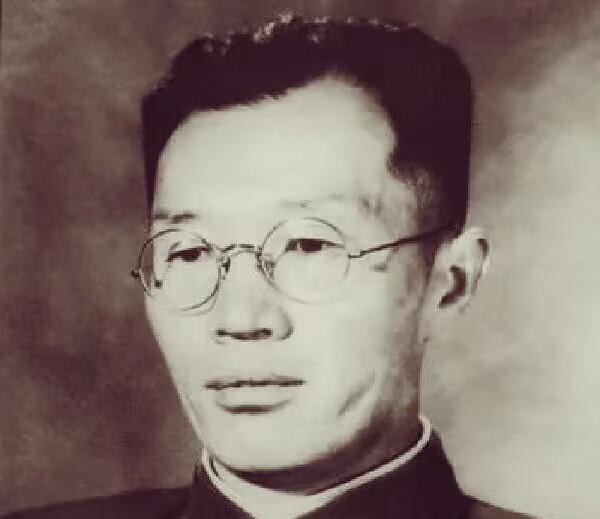 东野五纵兵临颐和园，前卫营长一度决心炮轰守敌，关键时刻只差一点闯下大祸
1948