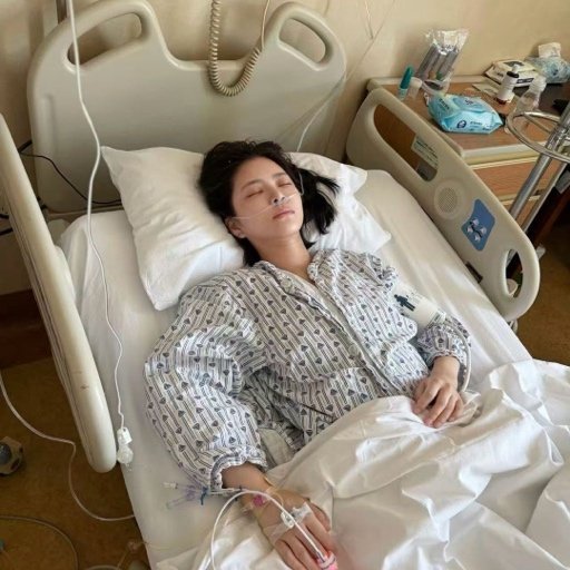 王灿术后瘦了6斤 王灿自曝切肺手术后瘦了6斤，要早日恢复健康啊