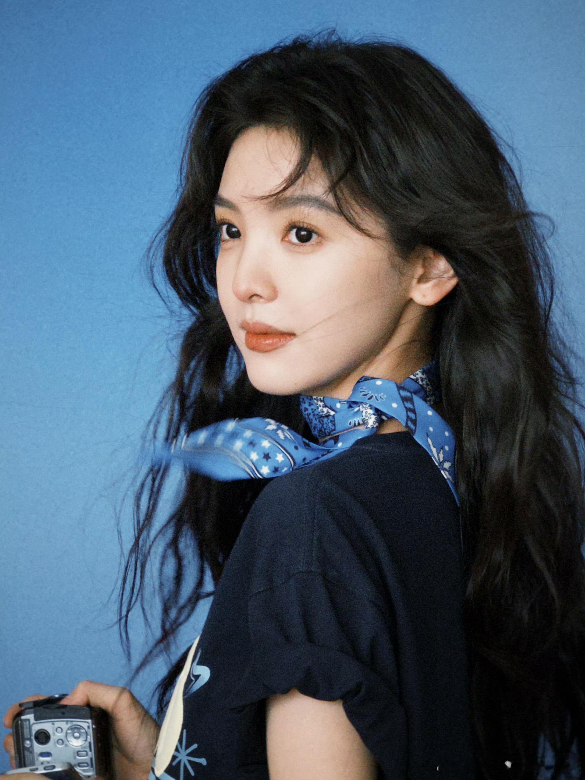 #王骁章若楠 看见女儿男朋友的老丈人#请问下辈子要朝哪边磕头才能长得和章若楠一样
