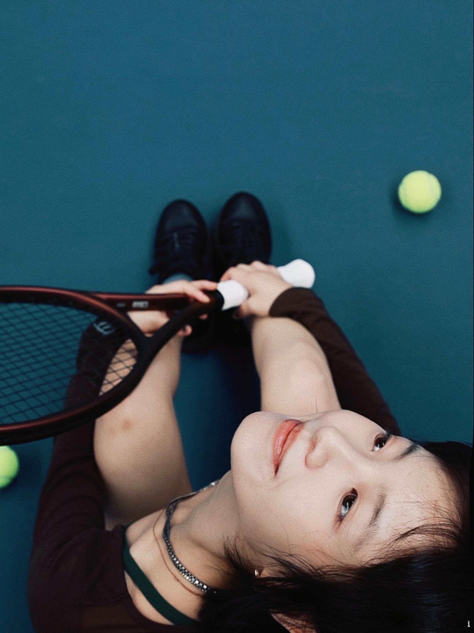 李庚希[超话] lgx向全世界安利李庚希 lgx李庚希 月渐圆，夜微凉，江畔时光