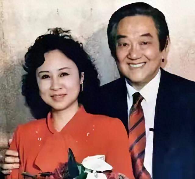 林婉珍忍50年，琼瑶攥65部，眼泪输给硬底牌。
