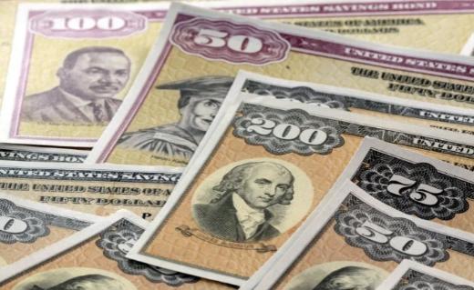 中国持续抛售美债！
 
当地时间11月18日，美国财政部公布最新数据显示，在20